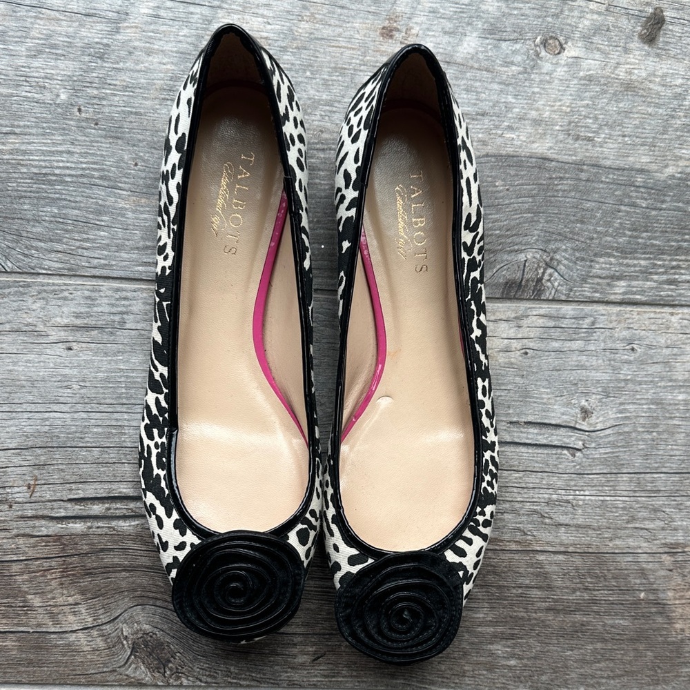 Talbots Black and Cream Patterned Flats